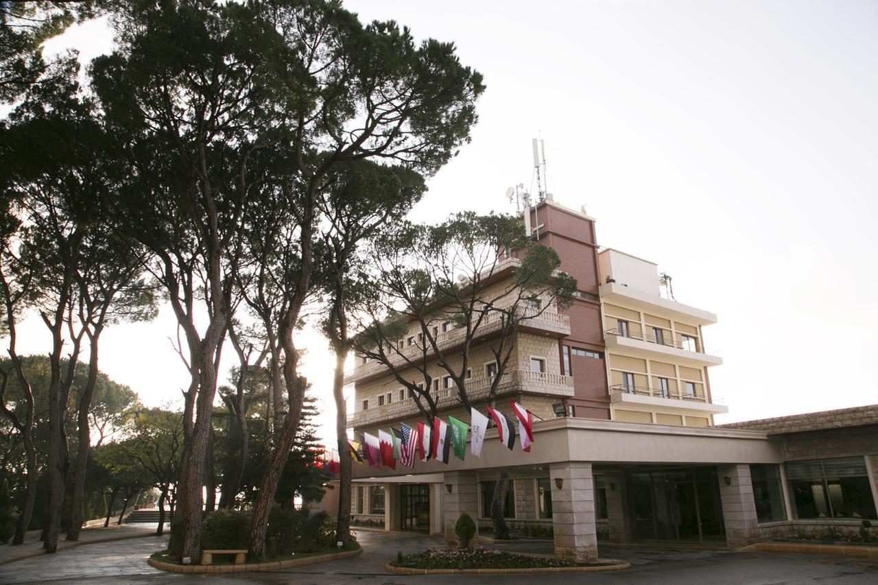 Bzommar Palace Hotel 주니에 외부 사진