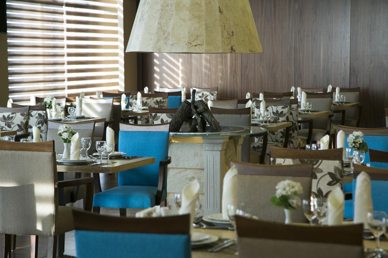 Bzommar Palace Hotel 주니에 외부 사진